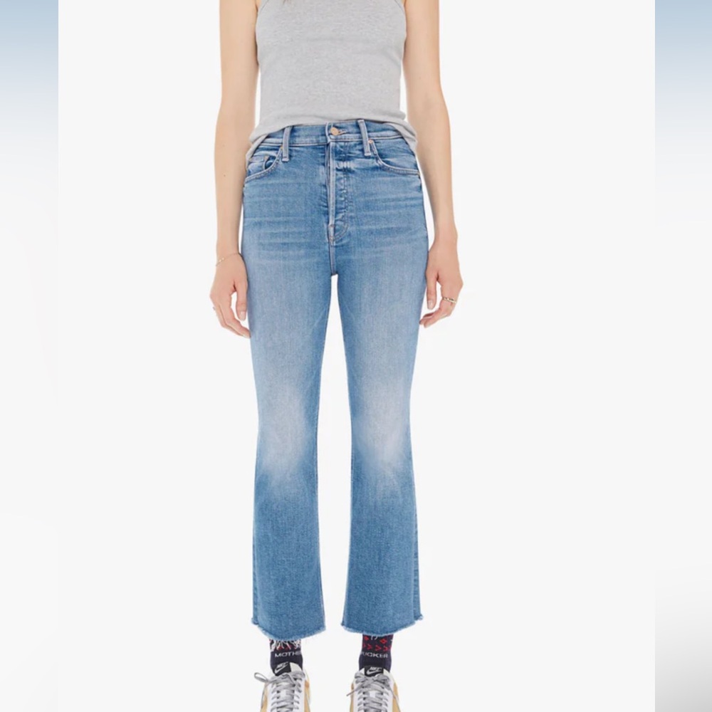 Mother The Tripper Ankle Fray Jeans in Jet’amie